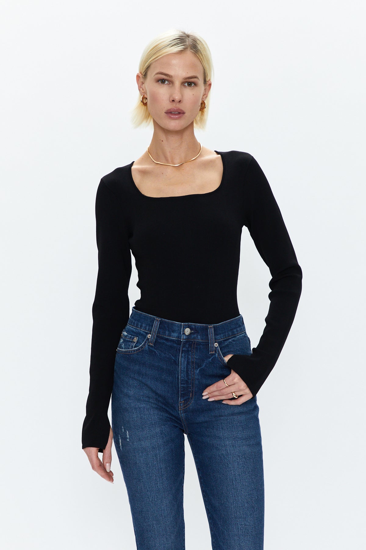 Jenny Long Sleeve Square Neck Thong Bodysuit - Noir
            
              Sale